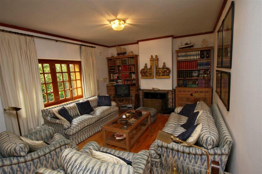El Berdial Villa *